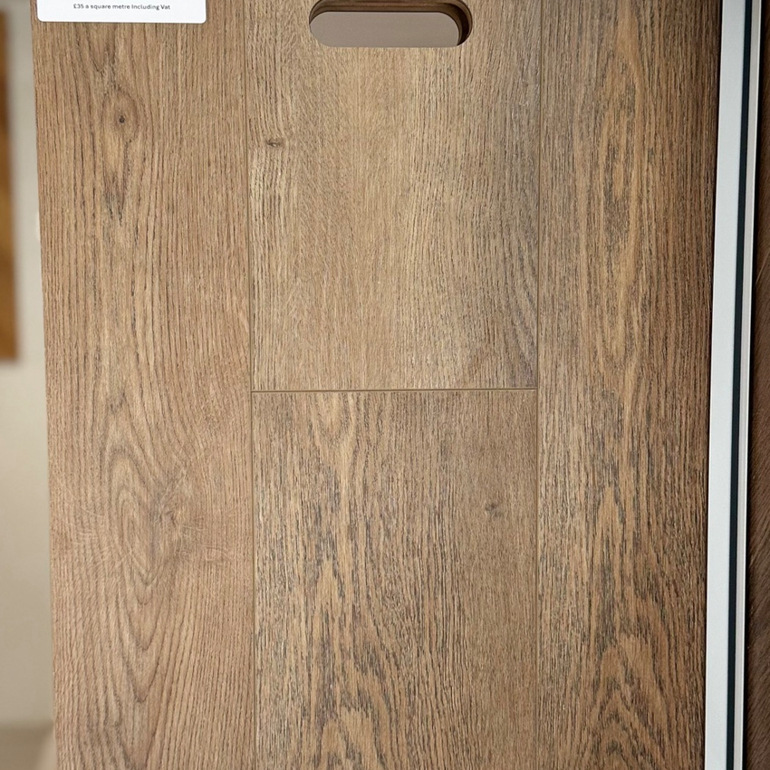 Kensington Luxury LVT Oak Brown Vintage Plank